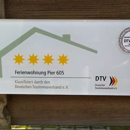 Pier 605 - 4 Sterne - 300m Zentrum - Power Wlan - 2 Parkplaetze - Early Checkin - #bestpreisgarantie# Appartement *