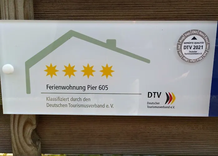 Pier 605 - 4 Sterne - 300m Zentrum - Power Wlan - 2 Parkplaetze - Early Checkin - #bestpreisgarantie# Apartman *